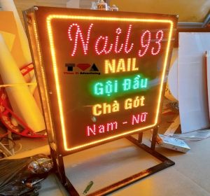 BẢNG HIỆU LED NAIL CÓ CHÂN